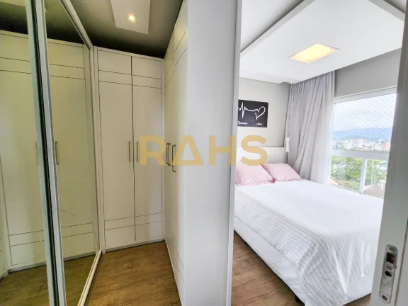 Imagem Este apartamento tenho certeza que vai te encantar... Ele é lindo, aconchegante, com cômodos bem d...