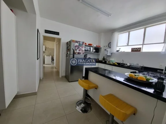 Imagem Apartamento Jardim Paulista Reformado - 230M², 3 Dorms, 1 Suíte, 2 Vagas Determinadas, Varanda, Armários Embutidos, Despensa, Split.
