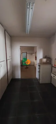 Imagem Galpão para Locação em São Roque, Centro (canguera), 2 banheiros