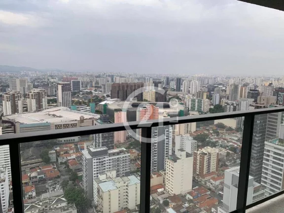 Um refúgio em Perdizes nas alturas, com vista única e permanente ?