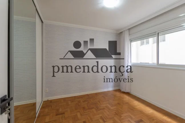 Imagem Apartamento na Rua Conselheiro Brotero com 3 quartos (1 suíte) e 2 vagas, 164 m² todo reformado