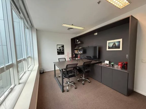 Imagem Conjunto Comercial para Alugar, 96m², 3 Vagas na Berrini - Ed. Itamaracá