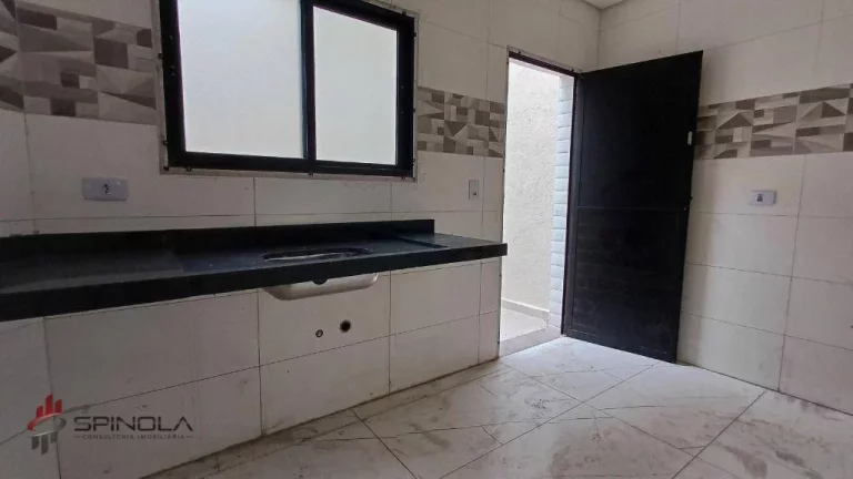 Imagem Sobrado com 3 dormitórios à venda, 101 m² por R$ 565.000,00 - Mirim - Praia Grande/SP