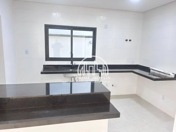 Imagem Casa de Alto Padrão - 152m² com 3 Quartos sendo 1 Suíte Master e Energia Fotovoltaica
