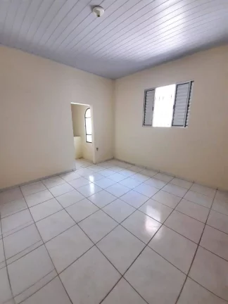 Imagem Casa com 1 dormitório para alugar, 24 m² por R$ 700,00/mês - Vila Curuçá - Santo André/SP