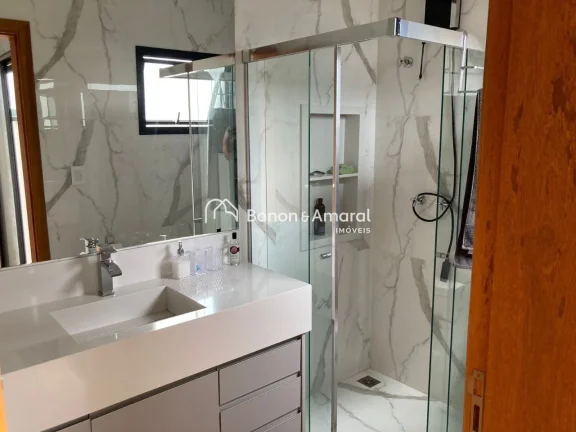 Imagem Linda casa no Condomínio Madre Maria Villac, em Valinhos, com 253m² de construção em um terreno ...