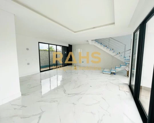 Imagem Sobrado Geminado de alto padrão, no bairro Saguaçú, pronto para morar com 160,52m² privativos. E...