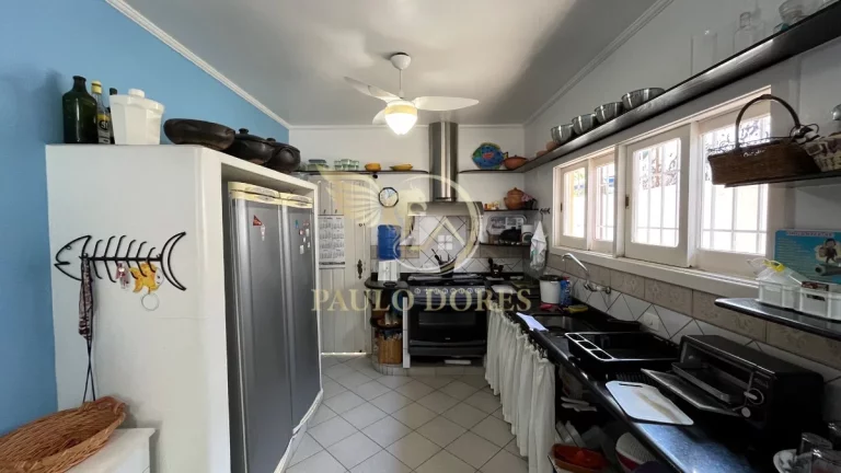 Imagem CASA A VENDA NO CENTRO DE UBATUBA S/P