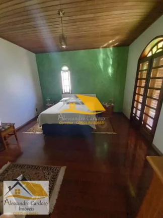 Imagem Vendo casa de alto padrão com piscina e 3 quartos na Chácara do Paraíso