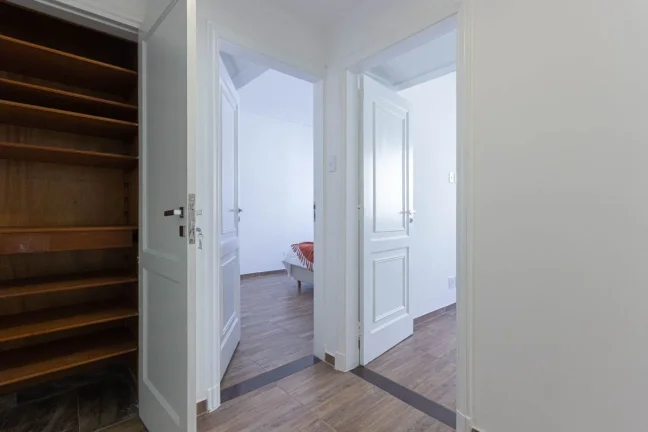 Imagem Apartamento 93M², 2Q, 1 Banheiro, 1 Vaga, Salão de Festas, Armários.