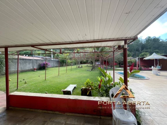 Imagem Chacara com casa 5 quartos, sendo 1 suíte - Cava Grande - COD 523
