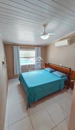 Imagem Imperdível: Casa à venda em Guarujá-SP, Balneário Praia do Pernambuco, 3 quartos, 1 suíte, 4 banheiros, 4 vagas, 150m².