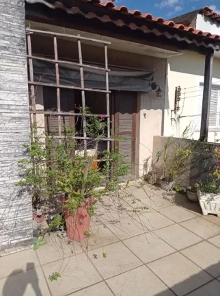 Imagem Sobrado com 2 dormitórios à venda, 125 m² por R$ 390.000,00 - Cidade Edson - Suzano/SP