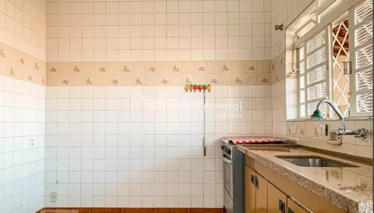 Imagem Casa grande e confotável à venda no tradicional e bem conceituado bairro Vila Nogueira, localizado...