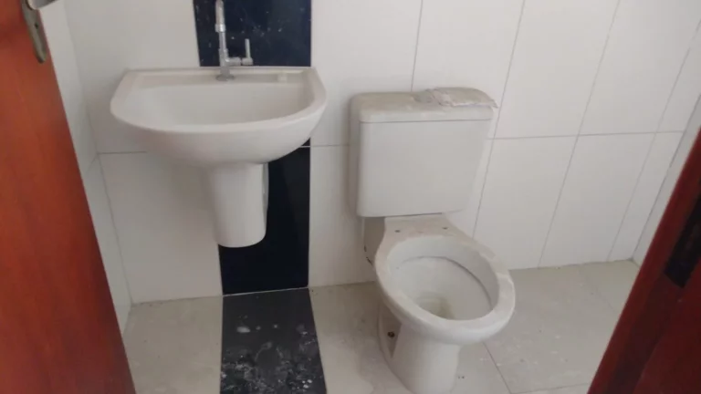 Imagem APARTAMENTO SEM CONDOMÍNIO, TÉRREO C/ 3 E DORMITÓRIOS E UMA SUÍTE