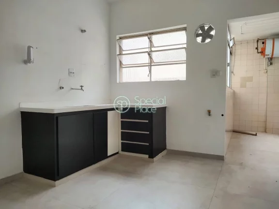 Imagem Lindo Apartamento com 120m² em Pinheiros Living amplo para dois ambientes com janelas piso ao teto,...