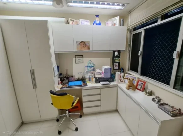 Imagem Imperdível oportunidade de investimento em Vila Valqueire: Apartamento de 4 quartos com suíte e 2 vagas de garagem no RJ