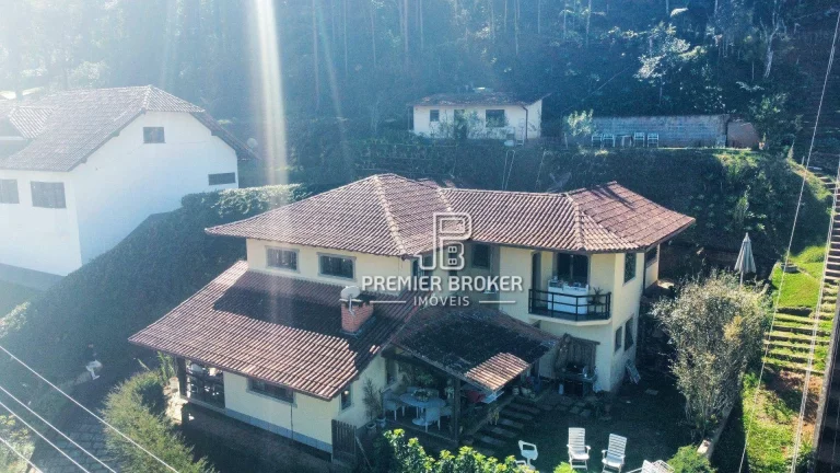 Imagem Casa à venda, 270 m² por R$ 1.250.000,00 - Parque do Imbui - Teresópolis/RJ