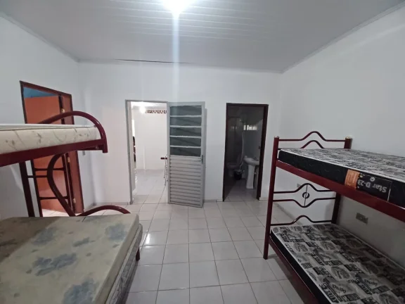 Imagem Linda e aconchegante chácara no Bairro Jurupará em Piedade!