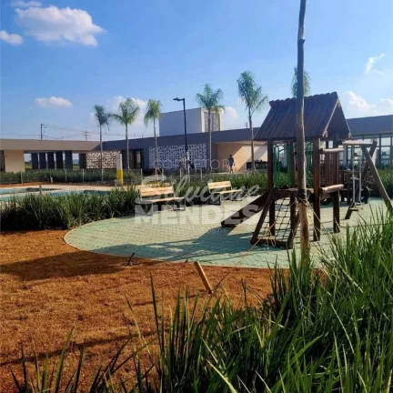 Imagem Terreno com 300 m² bem localizado no condomínio Terras Alpha