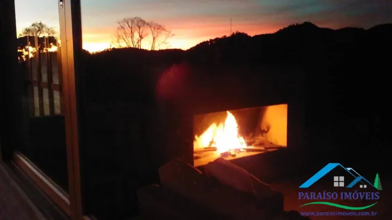Imagem Casa Espetacular com vista Cachoeira Sete Quedas em Gonçalves