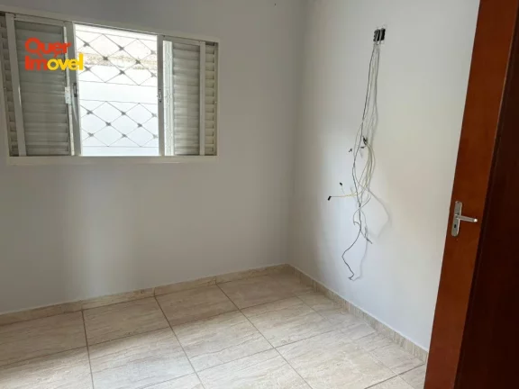 Imagem Casa à venda em Bonfim Paulista, Ribeirão Preto-SP: 2 quartos, 1 suíte, 1 sala, 2 banheiros, 60m². Confira na Quer Imóvel Negócios Imobiliários!