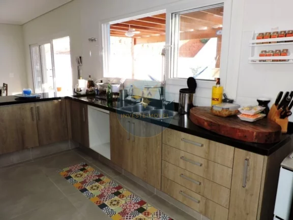 Imagem Casa em Condomínio a Venda no bairro Granja Viana - Cotia, SP