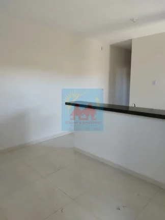 Imagem Casa com Piscina na Praia de Itanhaém com 5 vagas de garagem