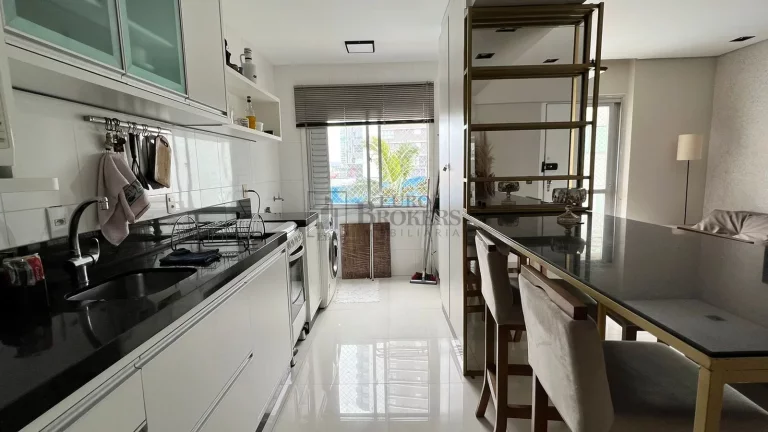 Imagem Apartamento Quadra Mar com 2 dormitórios à venda na Barra Sul em Balneário Cambo