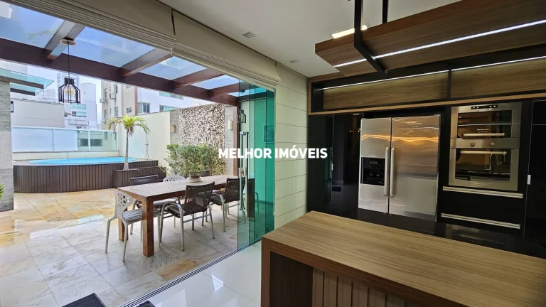 Imagem Apartamento à venda no Ed. Chateau de Versailles no Centro de Balneário Camboriú