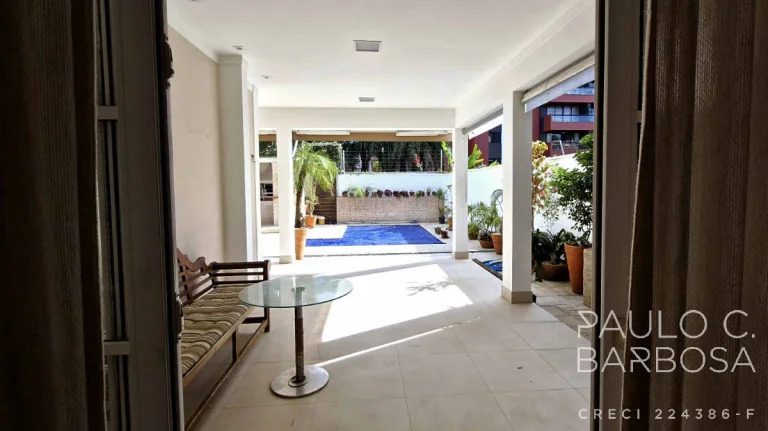 Imagem Jd. Leonor Venda - 4 Suítes - 4 Vagas - 300m²- ao lado do Sto. Américo