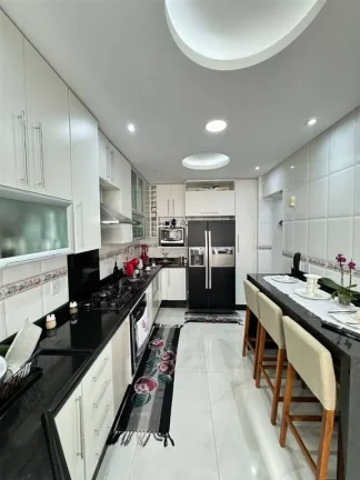 Imagem APARTAMENTO COM 131.17 m² - GUILHERMINA - PRAIA GRANDE SP