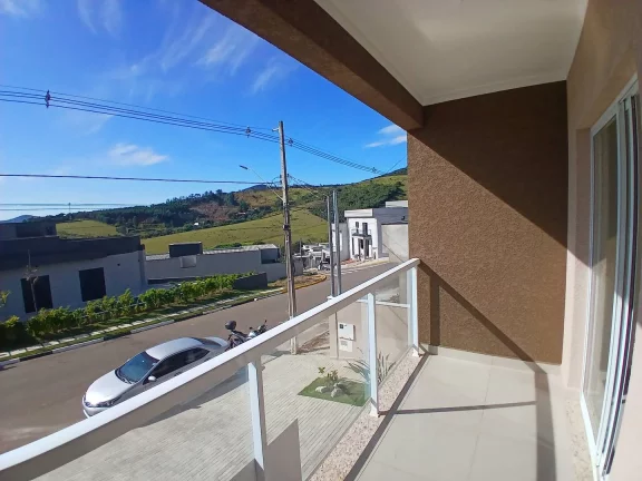 Imagem Linda Casa à venda no Condomívio Portal da Serra em Bragança Paulista!