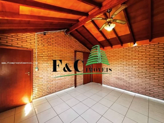 Imagem Apartamento para Venda em Espírito Santo do Pinhal, Área Rural de Espírito Santo do Pinhal, 3 dormitórios, 1 suíte, 4 banheiros, 20 vagas