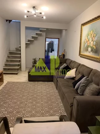 Imagem Imperdível: Casa à venda na Vila Amália, São Paulo-SP, com 3 quartos, 1 suíte, 2 banheiros e 3 vagas de garagem!
