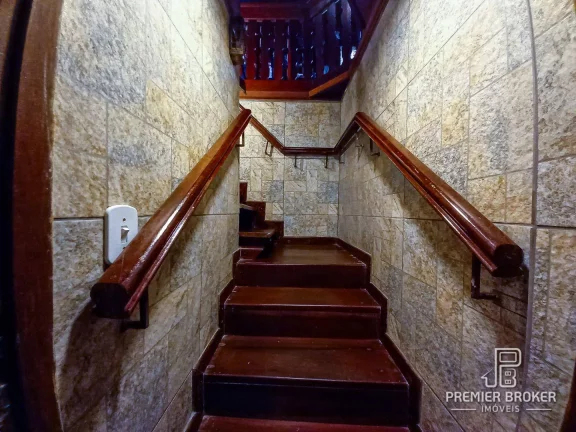 Imagem Casa à venda, 137 m² por R$ 780.000,00 - Cascata dos Amores - Teresópolis/RJ