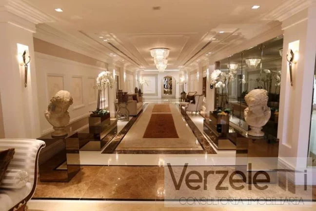 Imagem Frente ao Mar para Venda em Balneário Camboriú / SC no bairro Centro