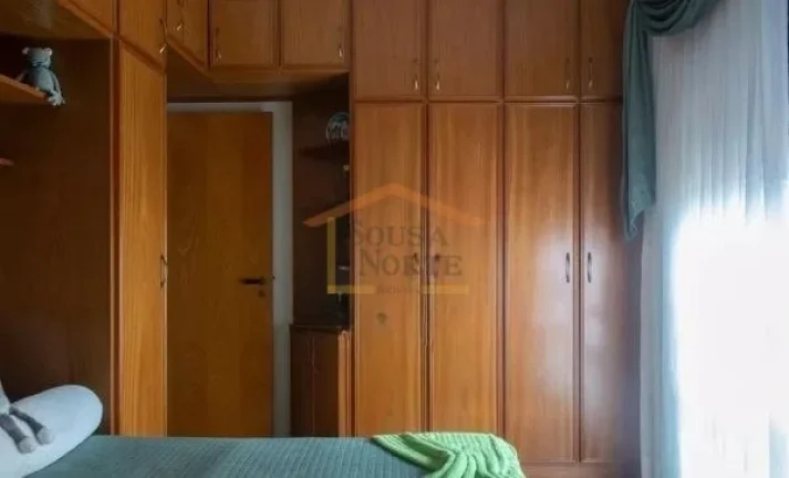 Imagem Apartamento à venda, 220 m², dispõe de 4 dormitórios, sendo com 4 suítes, 5 banheiros. Conta co...