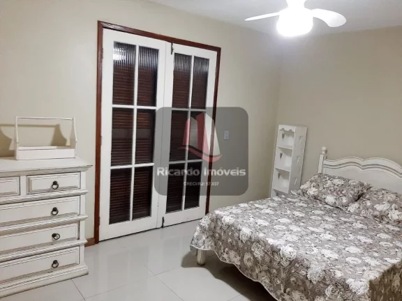 Imagem Apartamento Duplex Amplo 200 Mts da Praia