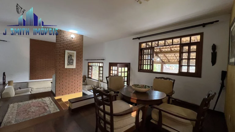 Imagem CASA 324m² NA GRANJA VIANA. ABAIXO DO CUSTO PRA REFORMAR - OPORTUNIDADE!!