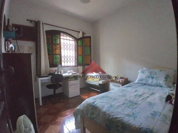 Imagem Casa com 3 dormitórios à venda, 133 m² por R$ 700.000,00 - Mutuá - São Gonçalo/RJ