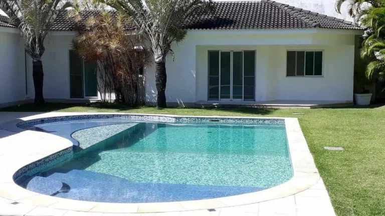 Casa de Condomínio com 5 Quartos para Alugar, 890 m² em Barra Da Tijuca - Rio De Janeiro