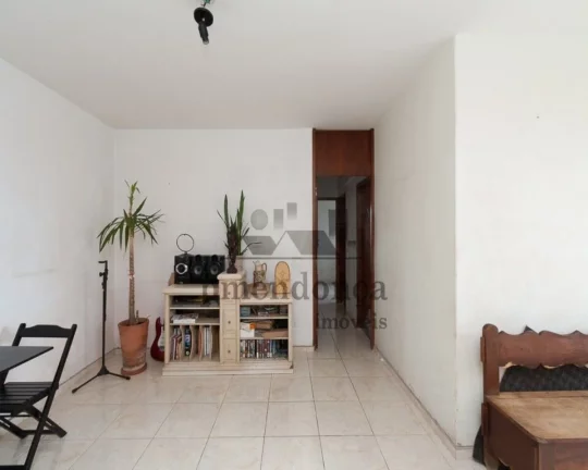 Imagem Apartamento em andar alto, com living para 02 ambientes, 03 dormitórios sendo 01 suíte, banheiro s...