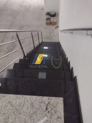 Imagem Galpão para Alugar com 300m² e 5 vagas!!!