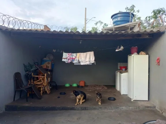 Imagem Casa à venda no Condomínio Moradas, no bairro Recreio dos Bandeirantes, Uberaba - 3 dormitórios, portaria 24 hrs