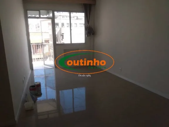 Imagem (28615) Rua dos Araújos - Tijuca
