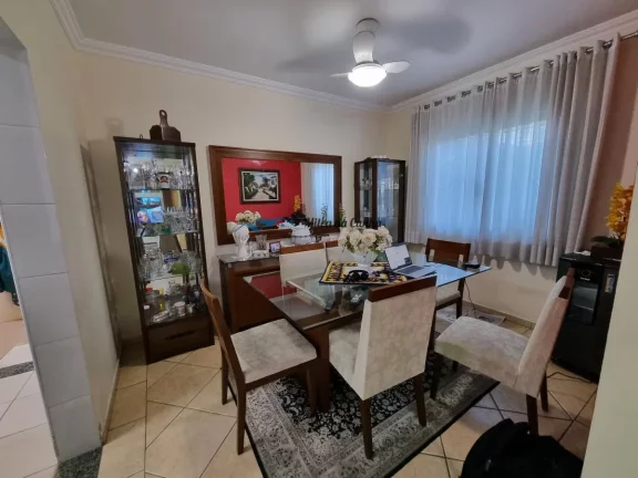 Imagem Sobrado para venda com 3 dormitórios, 130m², 2 vagas Vila Pires em Santo André