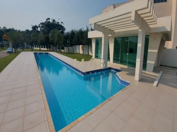 Imagem Linda Casa de Alto Padrão à Venda em Condomínio no Bairro Ingleses - Florianópolis SC!!