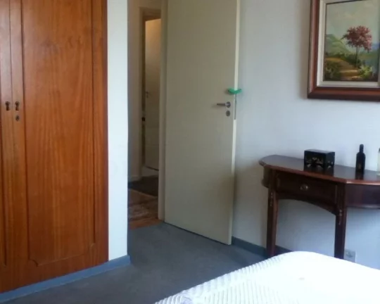 Imagem Apartamento com living para 03 ambientes, pisos de tacos, 03 dormitórios , banheiro social , cozinh...
