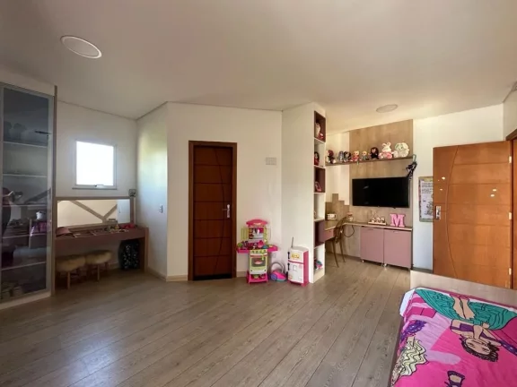 Imagem Sobrado com 3 dormitórios à venda, 214 m² por R$ 1.590.000,00 - Chácaras Reunidas Guaio - Suzano/SP
